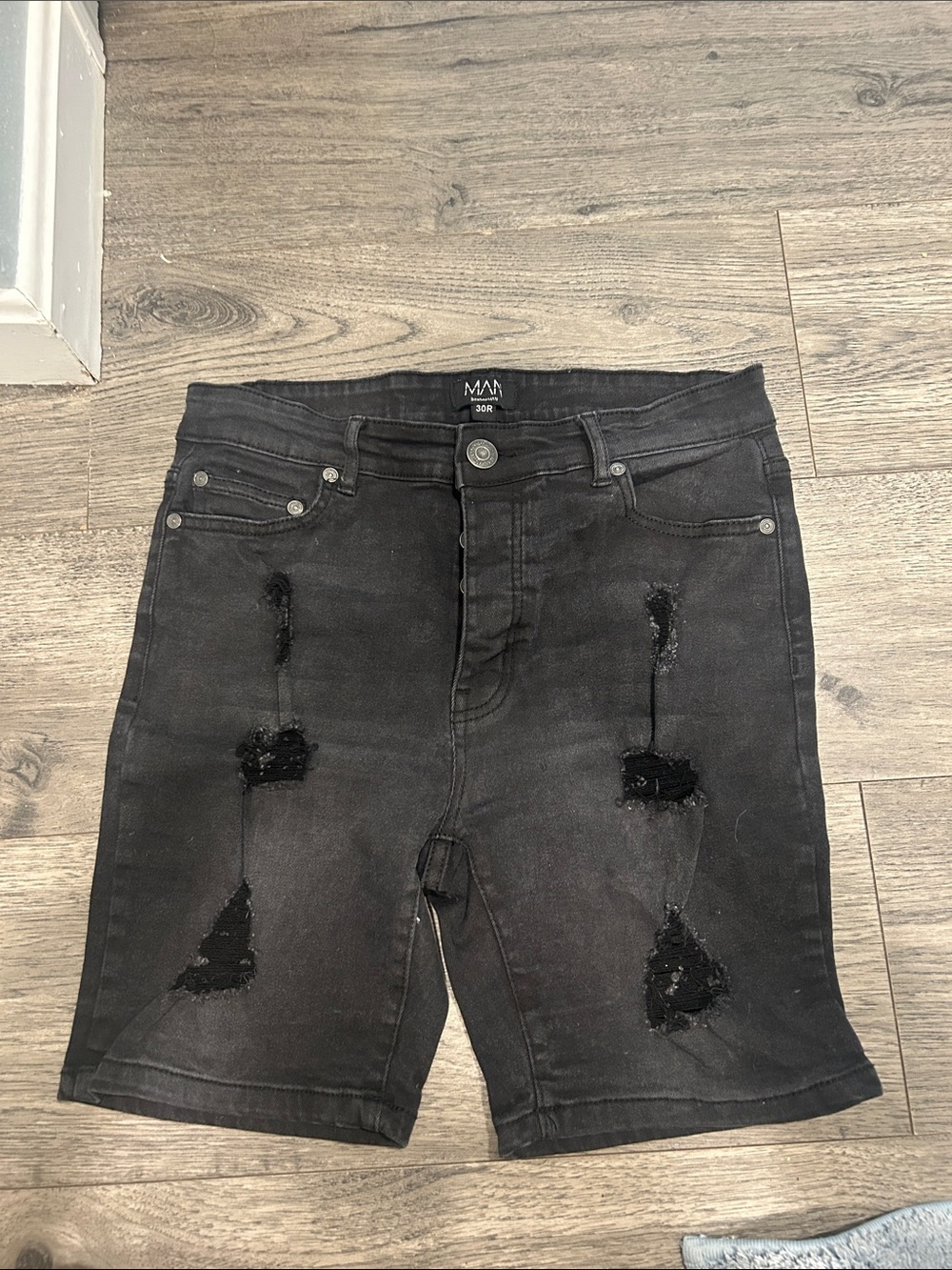 Boohoo Mens Black Distressed Jean Shorts
